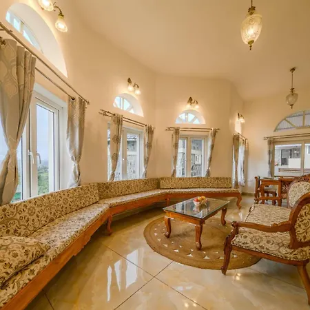 Emerald Stays Ooty By Voye Homes , Italian Luxury Near Ooty Emerald Lake Exterior photo